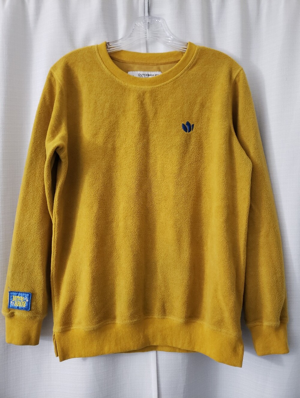 Small Dutch Bros Mustard Yellow Blue Logo Pullover Crew Neck Sweatshirt